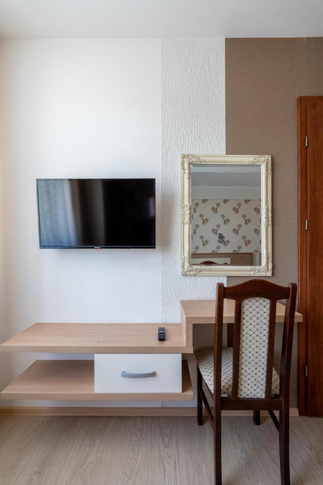 Faraway Aparthotel Near Vienna Airport With Anytime Self Check In Bruck an der Leitha Habitación foto