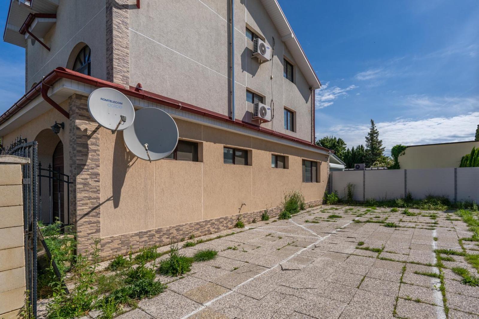 Faraway Aparthotel Near Vienna Airport With Anytime Self Check In Bruck an der Leitha Exterior foto